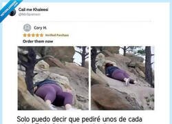 Enlace a La mejor reseña en Amazon jamás vista, por @MirSpielrein