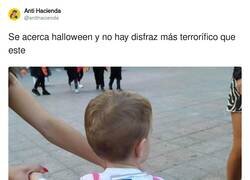 Enlace a Recordatorio: poneos todos este disfraz, por @antihacienda