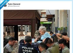 Enlace a Una foto de chapeau, por @PedroOtamendi