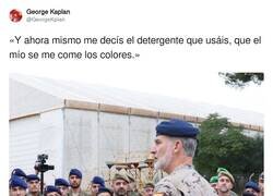 Enlace a Se nota que no ha cogido una escoba en su vida, por @GeorgeKplan