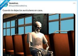 Enlace a A escuchar conversaciones ajenas por @supermanumolina