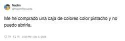 Enlace a Haberla pillado del color de tu novia, que se abre sola, por @NadimRevuelta