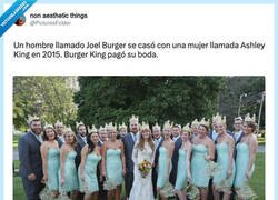 Enlace a Si fueran españoles, los hijos se llamarían Burger King de apellido, por @PicturesFoIder