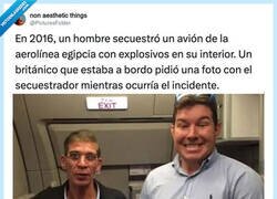 Enlace a Yo creo que el señor iba borracho, por @PicturesFoIder