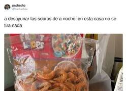Enlace a Llevo 4 días comiendo sobras, por @pachachox