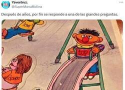 Enlace a ¿Quién muerde la almohada? por @supermanumolina