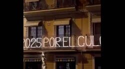 Enlace a Me declaro fan de las luces de Nochevieja de esta casa de la Barceloneta