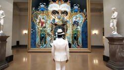 Enlace a Espectacular montaje de músicos ya muertos junto a sus portadas más míticas