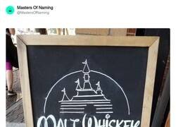 Enlace a El Disneyworld de los alcohólicos, por @MastersOfNaming