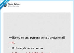 Enlace a Todos cambiamos, lo que no cambia es nuestro email personal, por @RincnCuriosoo