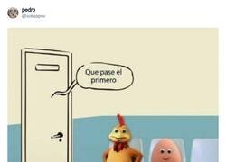 Enlace a ¿El huevo o la gallina?, por @xokaspov