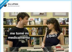 Enlace a Adiós alucinaciones, por @ymuchosmemes