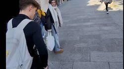 Enlace a Honor a la chavala que se dio cuenta que su novio estaba librando una batalla a vida o muerte y dejó fluir a los protagonistas