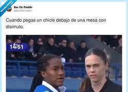 Enlace a Sin que nadie te vea, por @BarDePueblo1