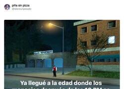 Enlace a Y tan feliz oiga, por @skereunpesado