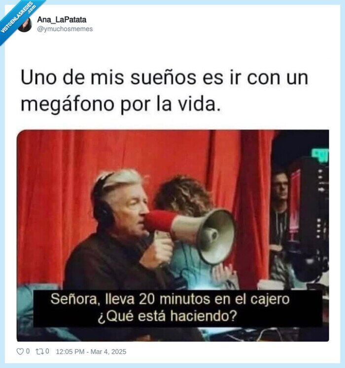 megafono,gritar