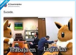 Enlace a Nunca me llega a mí, por @Guarromantico_