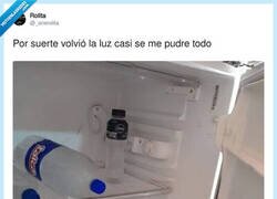 Enlace a Ufff menos mal, por @_onerolita