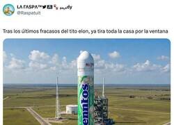 Enlace a Eso sube hasta el infinito y más allá, por @Raspatuit