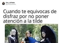 Enlace a Gótica vs gotica, por @ymuchosmemes