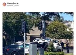 Enlace a O se llama quincena, por @barbie_context