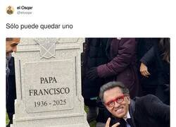 Enlace a Sólo puede quedar uno, por @elosqar