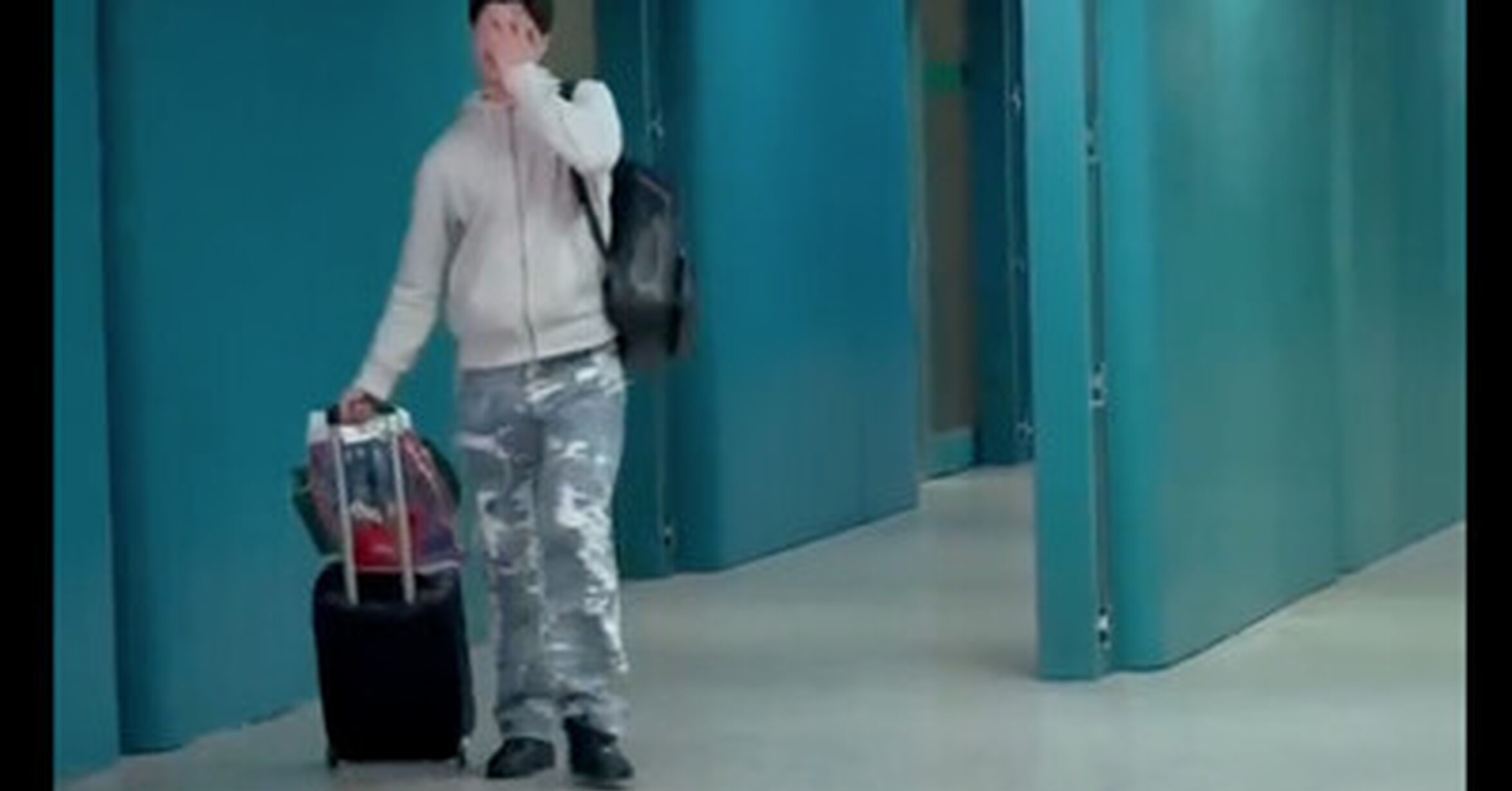 Cuando tu mejor amigo y más cabroncete te recibe en el aeropuerto