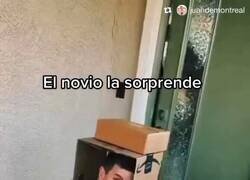 Enlace a Qué clase de humillación es esa, por @HumansNoContext