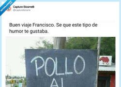 Enlace a Pollo sin papa, por @capturebizarre