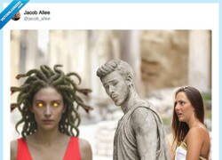 Enlace a Dándole un aire histórico al clásico meme