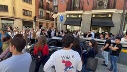 Enlace a La gente incomunicada del apagón pueden escuchar las noticias gracias a este crack del coche