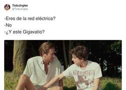 Enlace a ¿Y este Gigavatio?, por @TodoJingles