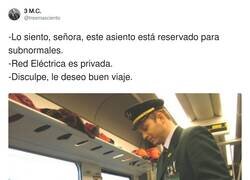 Enlace a Cada vez hay más asientos para discapacitados, por @tresmasciento