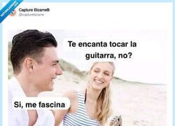 Enlace a Indirectas muy directas, por @capturebizarre
