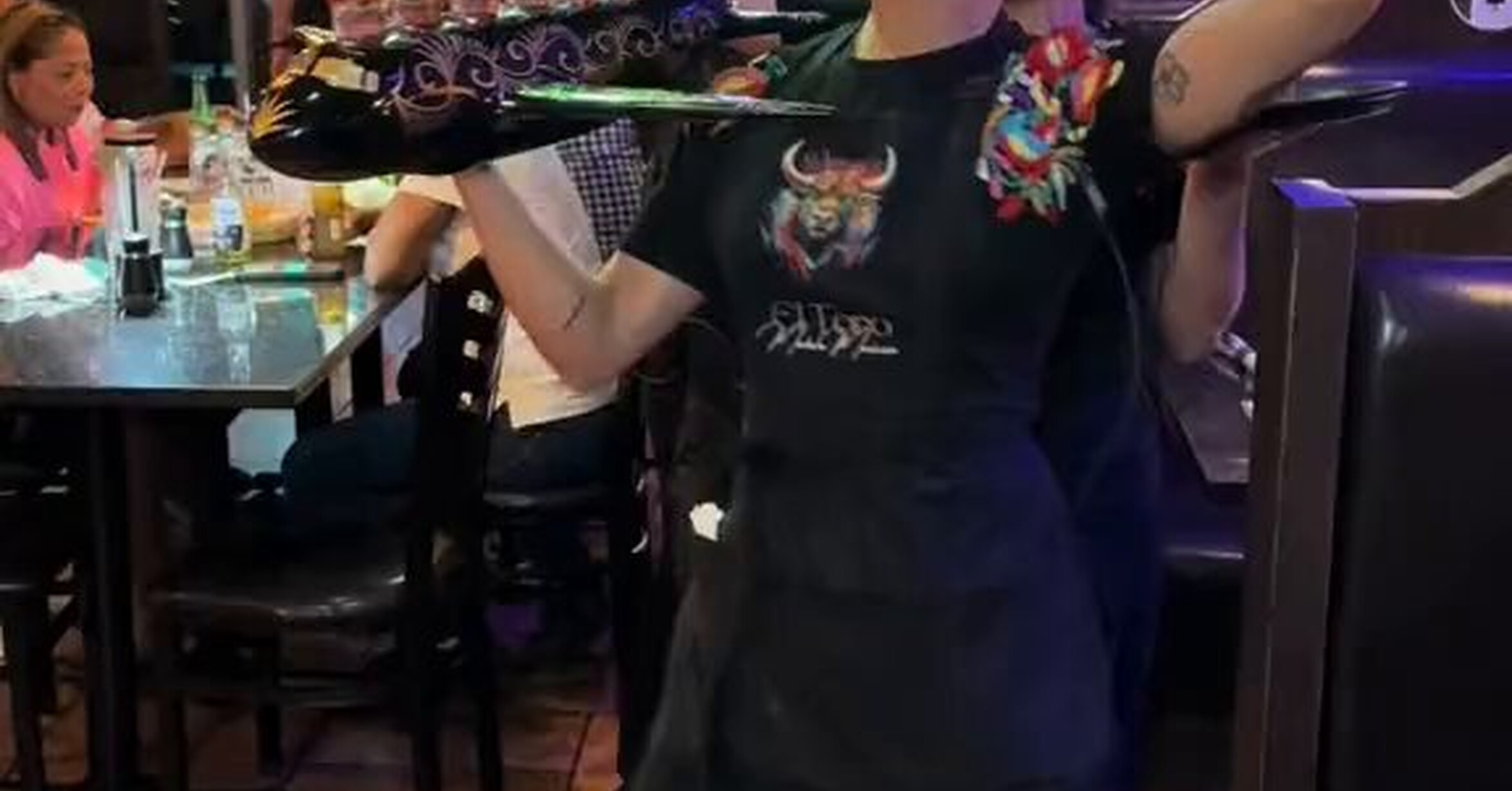 Pido la cuenta y me voy. Que digo, me voy sin pagar