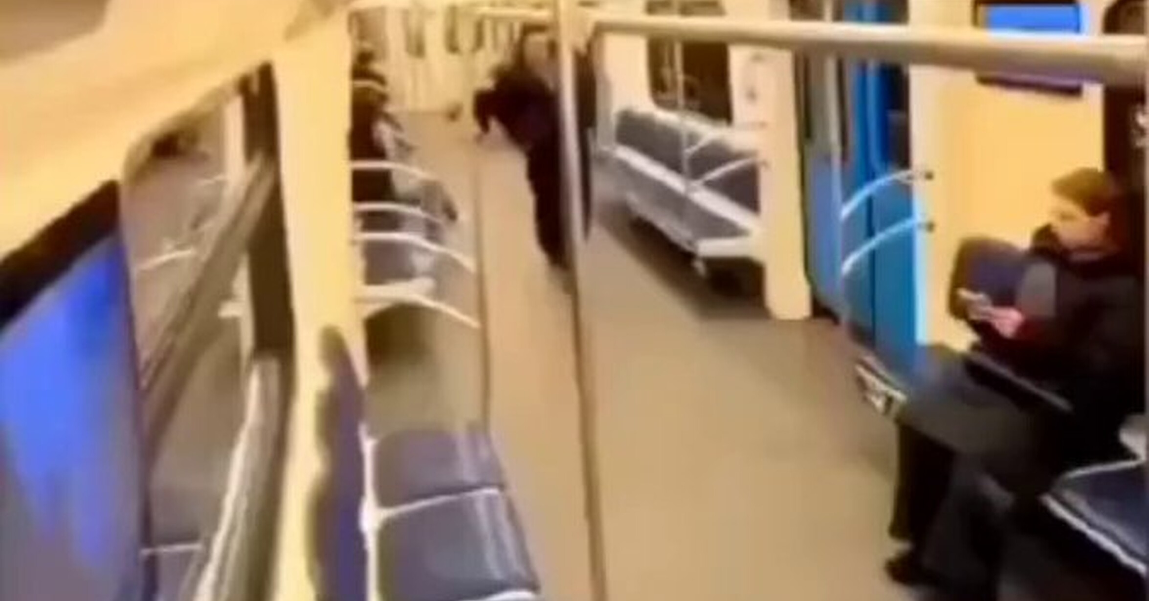 Qué gustazo se dio la chica con ese guantazo venido desde atrás