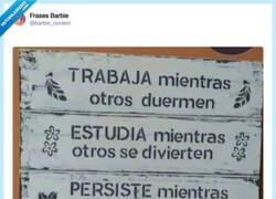 Enlace a True story, por @barbie_context