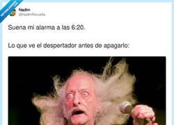 Enlace a Mi peor enemigo, por @NadimRevuelta