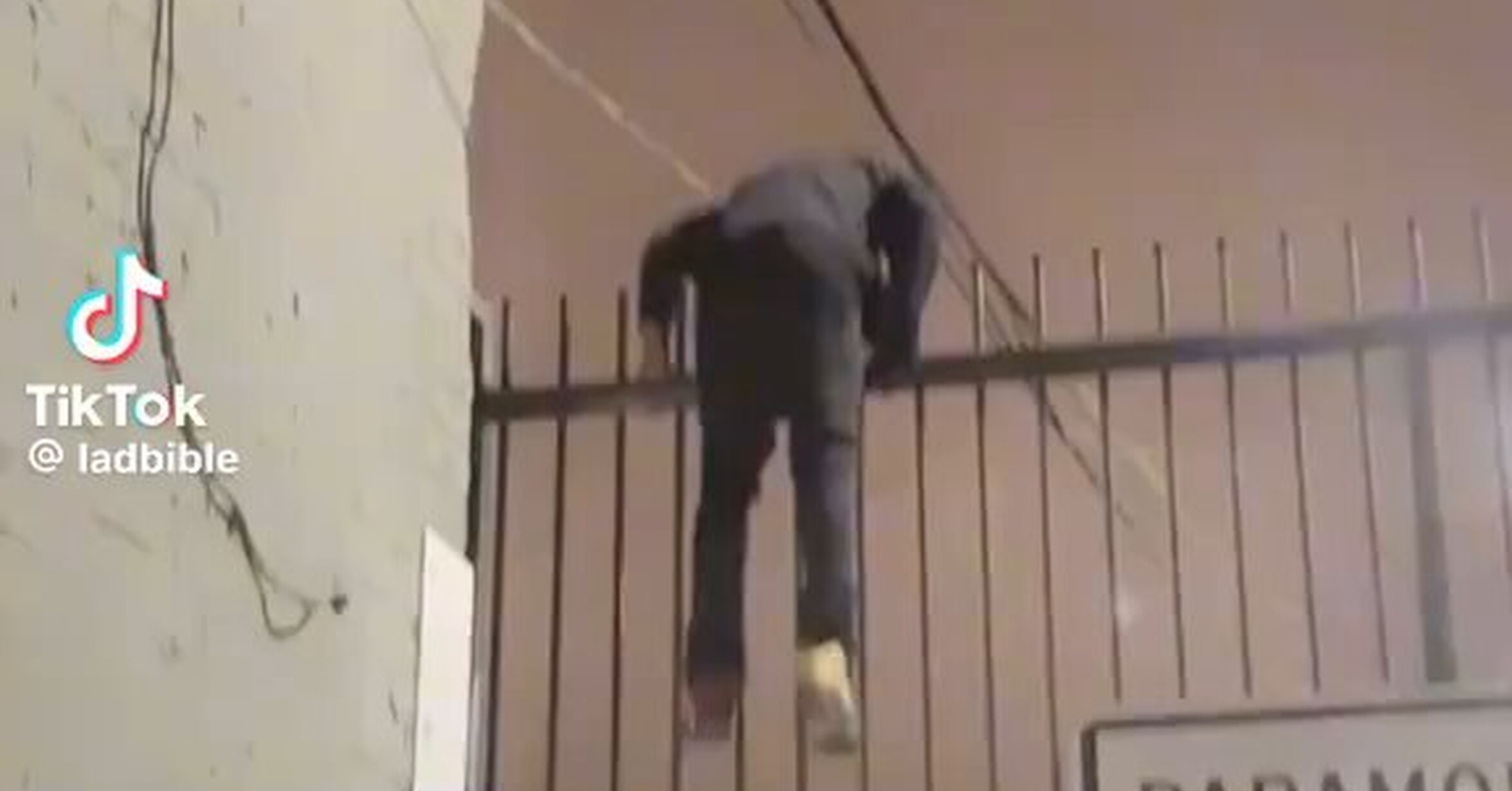 Conforme va pasando el video, la cosa va a peor