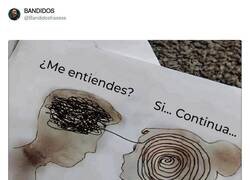 Enlace a Quédate con la que ordena tus pensamientos, por @Bandidosfrasess