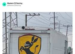 Enlace a El Ferrari de los pobres, por @MastersOfNaming