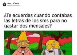 Enlace a Por una letra una vez me cobraron doble, por @ymuchosmemes