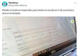 Enlace a ¡No cambies el tema de la conversación! por @supermanumolina