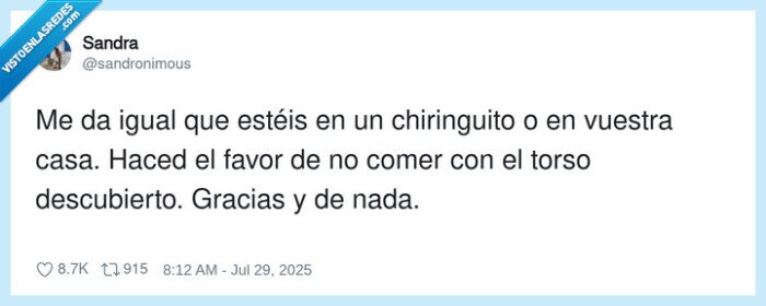 chiringuito,descubierto,pecho,desnudos,mesa