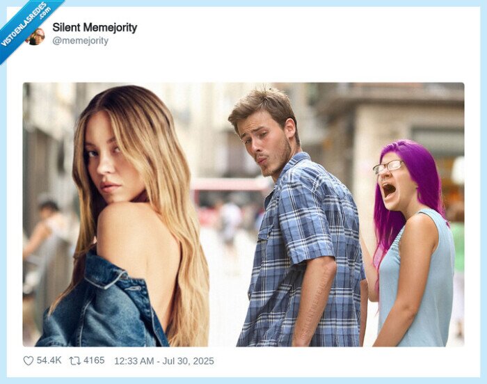 woke,novio distraido,american eagle,sydney sweeney