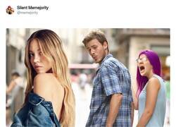 Enlace a El cansinismo de estos días con Sydney Sweeney, por @memejority