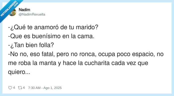 cucharita,espacio,cama,marido