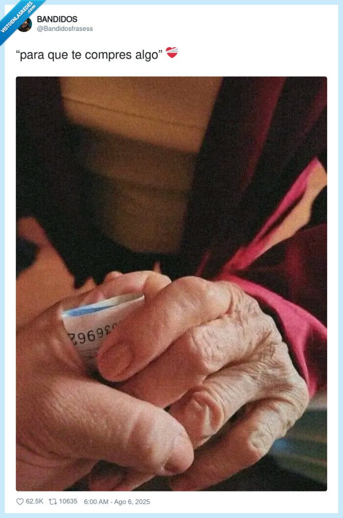 propina,dinero,abuelos,por lo bajini