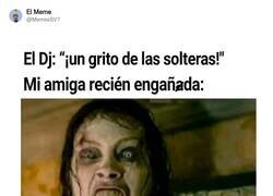 Enlace a Hay que desmelenarse, por @MemesSV7