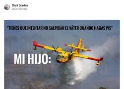 Enlace a Y yo detrás con el material de limpieza, por @DaniBordas